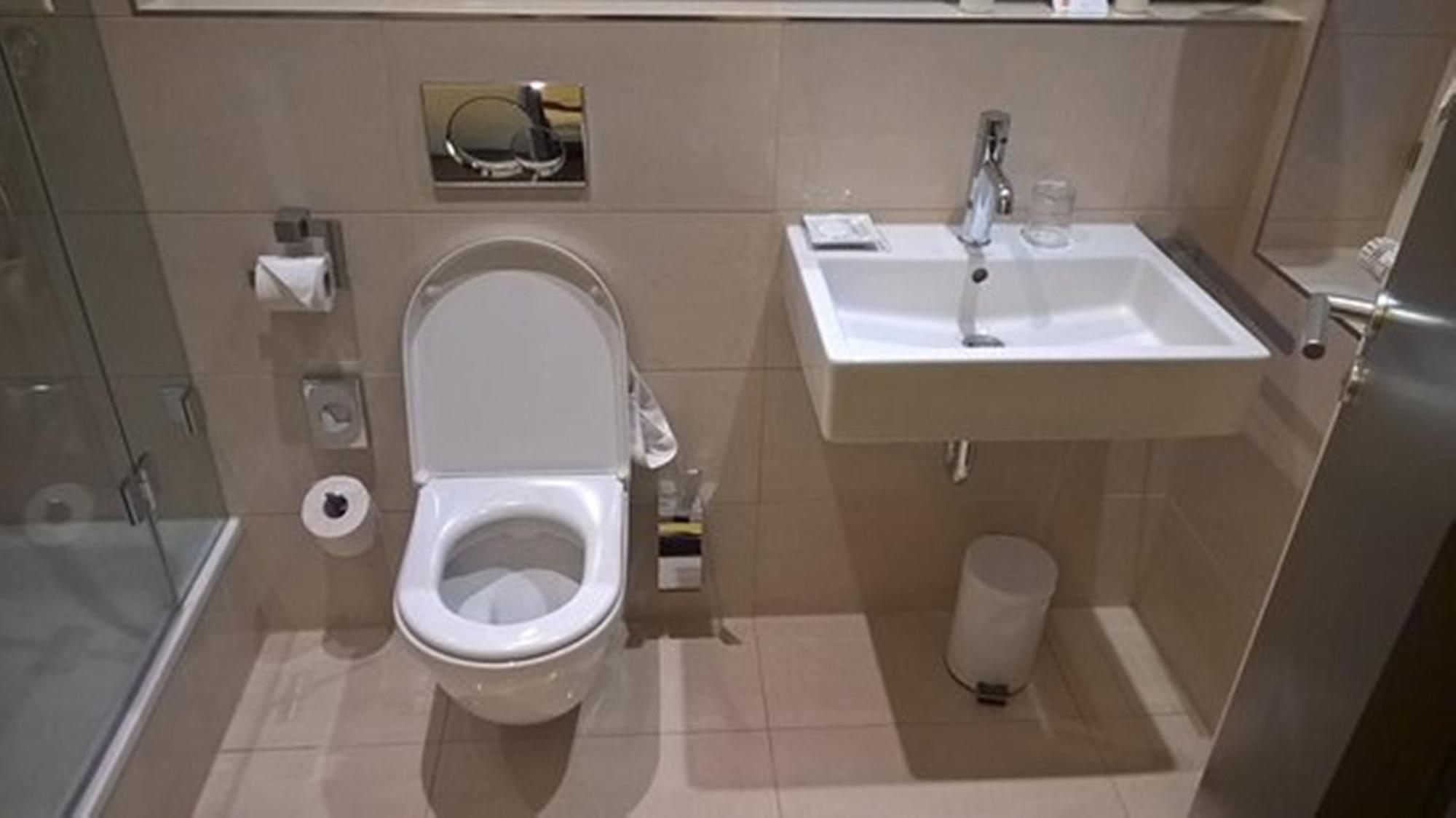 Hotel Aerocity Golden Close To New Delhi Airport 외부 사진